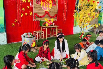 CÁC BÉ TRƯỜNG MẦM NON BÌNH MINH THAM GIA HOẠT ĐỘNG GÓI BÁNH TÉT